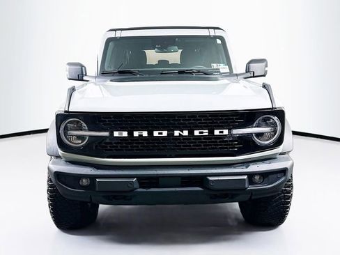 Used 2022 Ford Bronco Wildtrak image 2