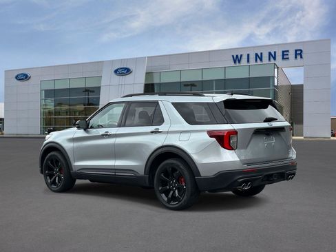 Used 2023 Ford Explorer ST w/ Equipment Group 401A AWD/4WD image 2