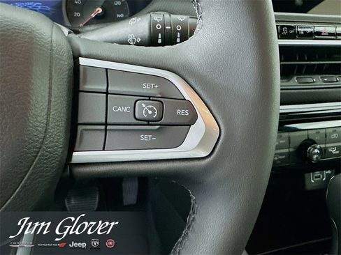 New 2026 Jeep Compass Latitude image 28