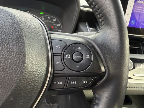 Used 2023 Toyota Corolla SE image 25