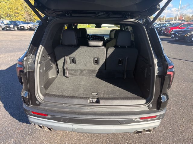 Used 2026 Chevrolet Traverse LT AWD/4WD image 28