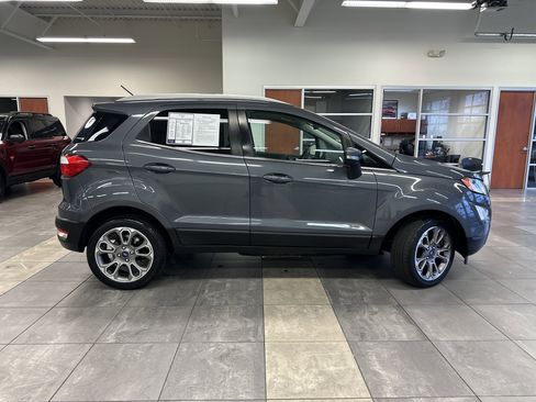 Used 2018 Ford EcoSport Titanium w/ Titanium Cold Weather Package image 12