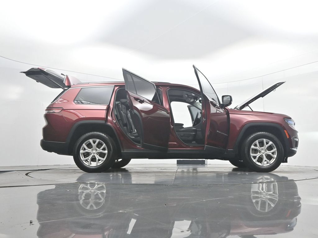 Used 2023 Jeep Grand Cherokee L Limited RWD image 52