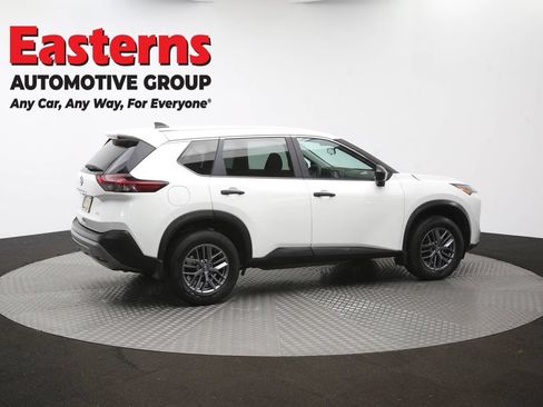 Used 2023 Nissan Rogue S AWD/4WD image 41
