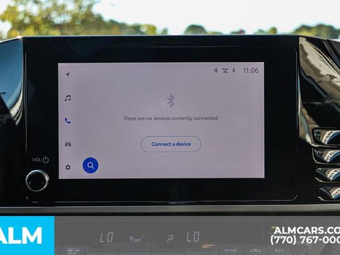 Used 2025 Toyota Camry SE image 39