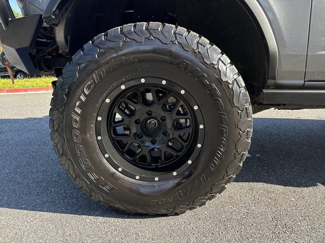 Used 2022 Ford Bronco Badlands w/ Sasquatch Package AWD/4WD image 13