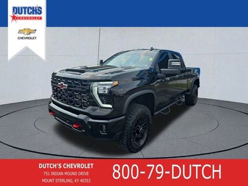 Used 2024 Chevrolet Silverado 2500 ZR2 w/ Technology Package image 1