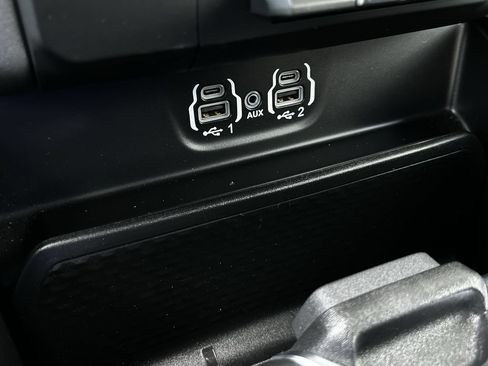 Used 2022 RAM 1500 Big Horn AWD/4WD image 22
