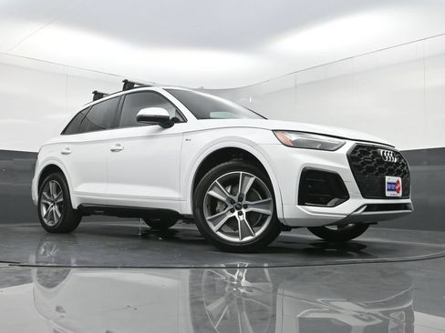Used 2025 Audi Q5 2.0T Premium AWD/4WD image 25