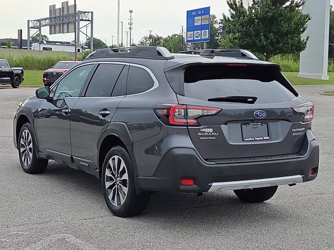 Used 2024 Subaru Outback Touring XT AWD/4WD image 4