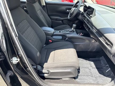 Used 2024 Honda HR-V LX image 6