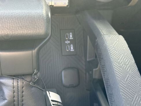 Used 2025 Toyota Tacoma SR image 25