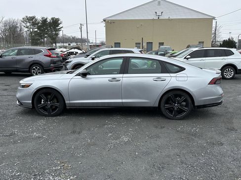 Used 2024 Honda Accord Sport image 5
