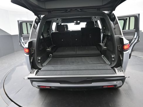 Used 2023 Rivian R1S Adventure AWD/4WD image 9