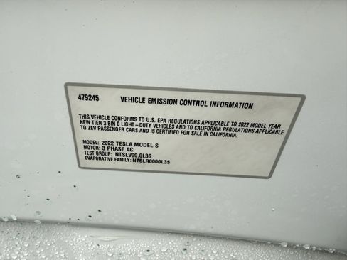 Used 2022 Tesla Model S Plaid image 10