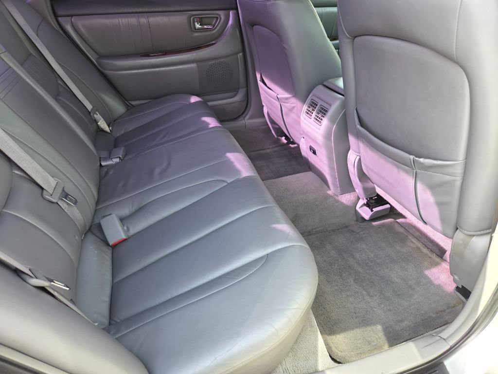 Used 2003 Toyota Avalon XLS FWD image 31