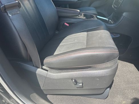 Used 2019 Dodge Grand Caravan GT FWD image 11