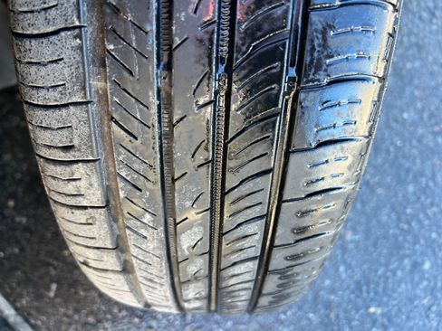 Used 2017 Toyota Corolla L w/ Carpet Mat Package (TMS) image 28