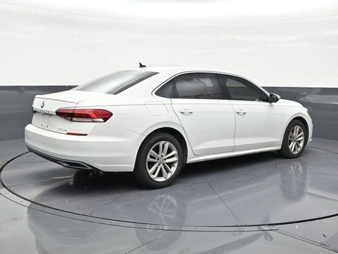Used 2020 Volkswagen Passat 2.0T SE w/ Sunroof Package FWD image 5