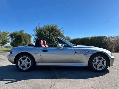 Used 1998 BMW Z3 1.9 image 19
