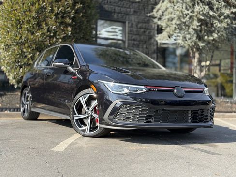 Used 2024 Volkswagen GTI SE w/ SE Leather Seats Package image 8