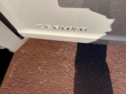 Used 2006 Lincoln Zephyr image 16