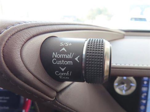 Used 2019 Lexus LS 500 w/ Interior Upgrade Package RWD image 25