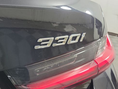 Used 2023 BMW 330i xDrive Sedan w/ Premium Package AWD/4WD image 7