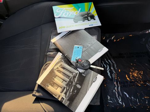 Used 2018 Ford Focus SE image 23