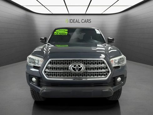 Used 2016 Toyota Tacoma TRD Off-Road w/ Towing Package RWD image 2