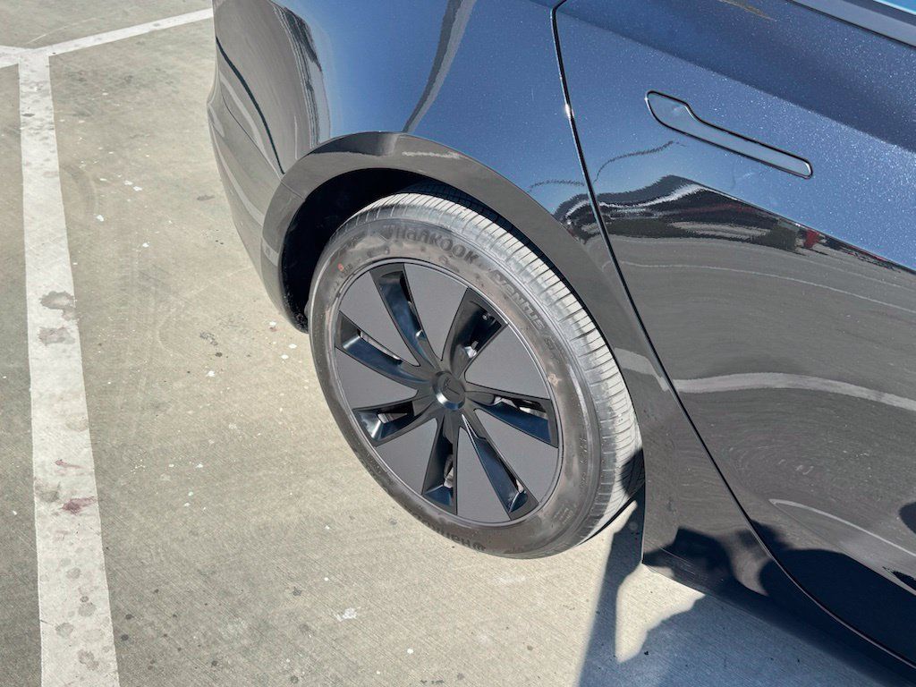 Used 2025 Tesla Model 3 RWD image 23