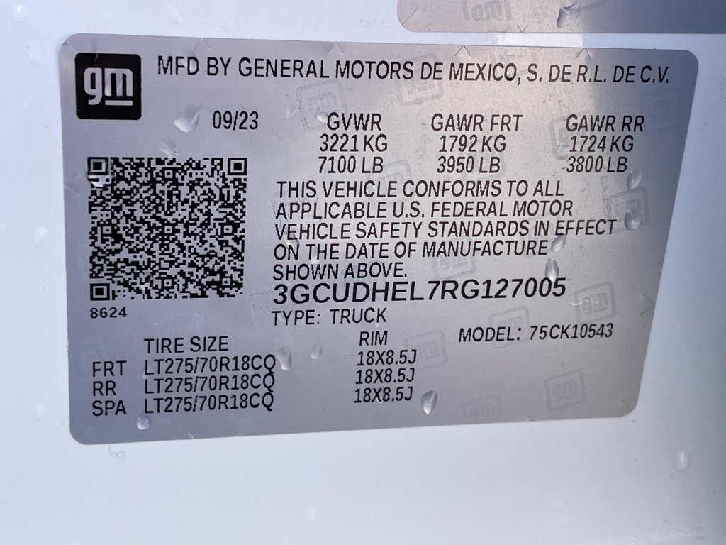 Used 2024 Chevrolet Silverado 1500 ZR2 w/ Technology Package AWD/4WD image 33
