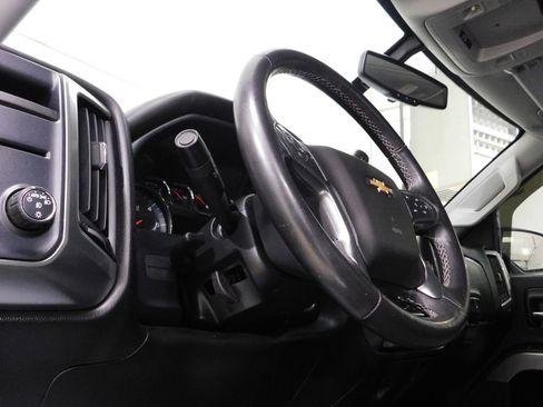 Used 2017 Chevrolet Silverado 1500 LT w/ LT Convenience Package RWD image 33