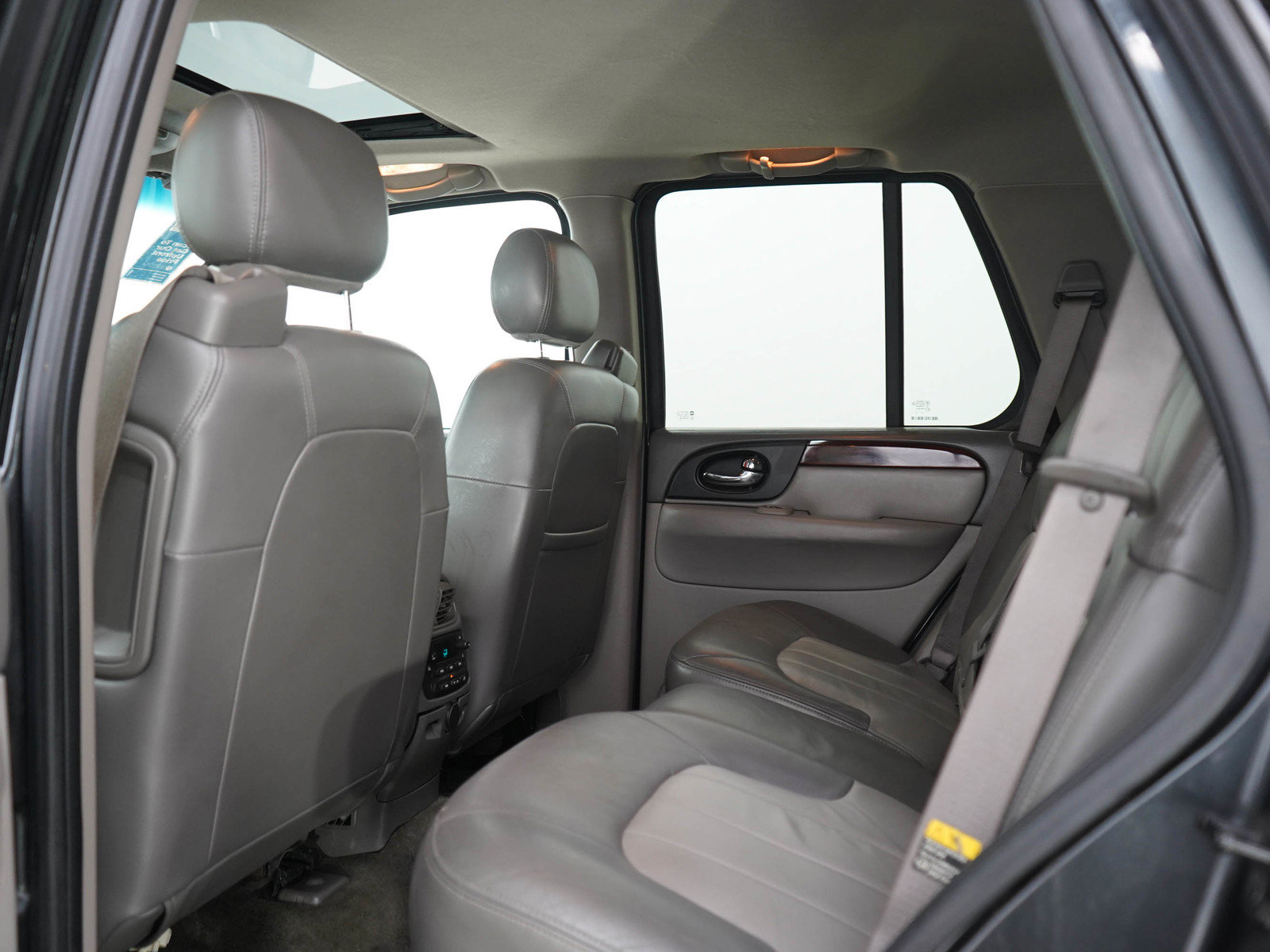 Used 2003 GMC Envoy SLT AWD/4WD image 17