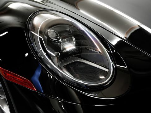 Used 2020 Porsche 911 Carrera S RWD image 42