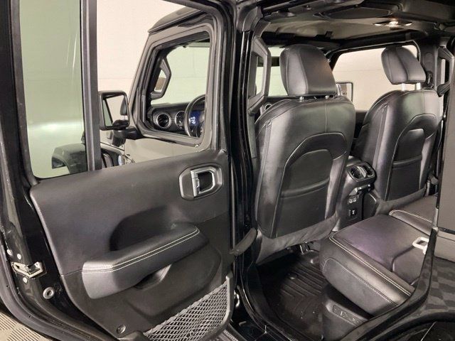 Used 2022 Jeep Wrangler Unlimited Sahara w/ Cold Weather Group AWD/4WD image 26