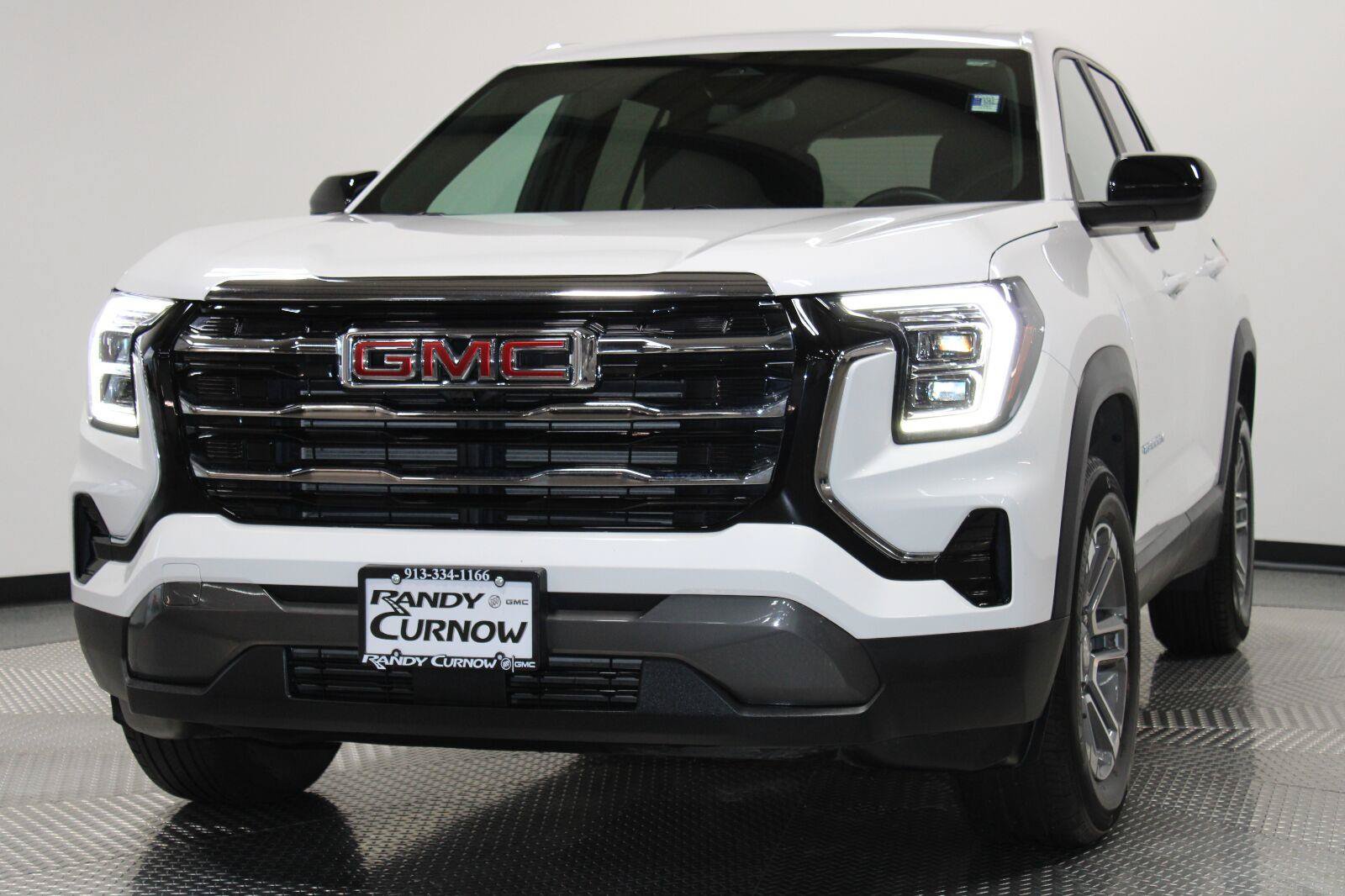 Certified 2026 GMC Terrain Elevation FWD image 3