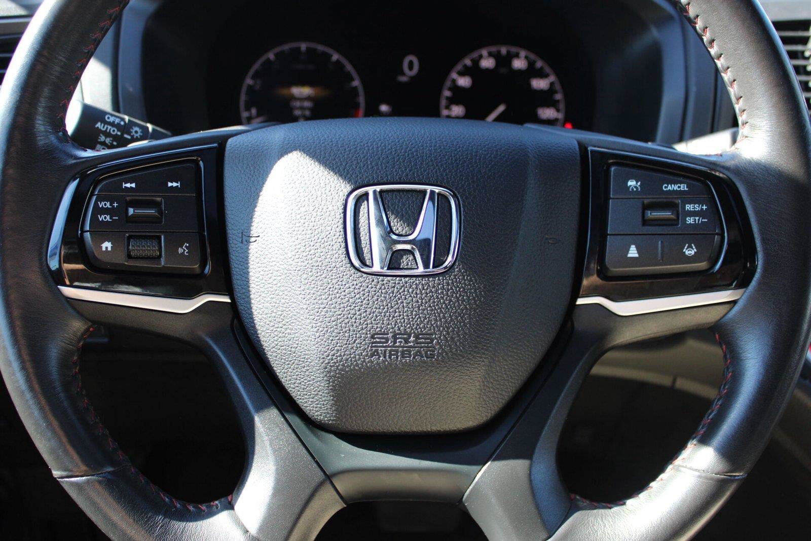Used 2025 Honda Odyssey Sport-L image 28