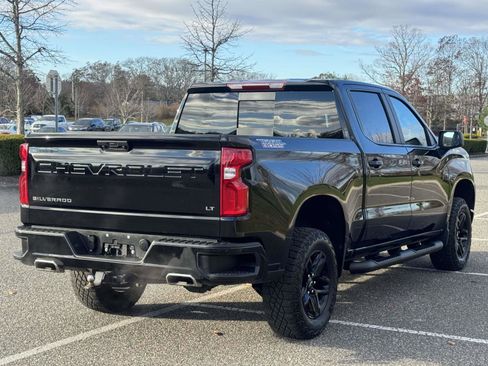 Used 2024 Chevrolet Silverado 1500 LT Trail Boss w/ Convenience Package II image 4