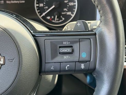 Used 2023 Nissan Pathfinder SL w/ Black Appearance Package image 20