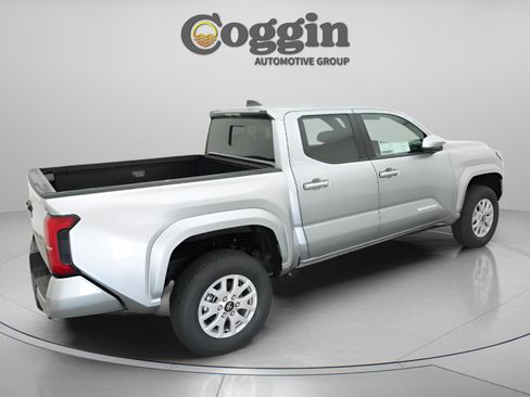 New 2026 Toyota Tacoma SR5 AWD/4WD image 22