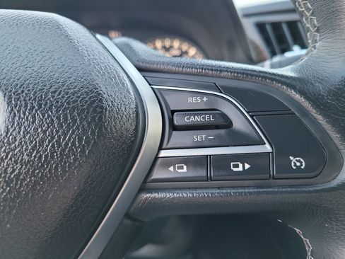 Used 2019 INFINITI Q50 Luxe image 8