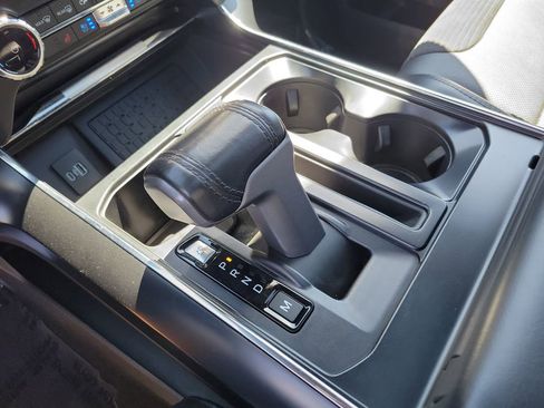 Used 2023 Ford F150 Raptor image 15