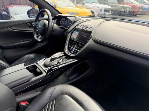Used 2021 Aston Martin DBX image 26