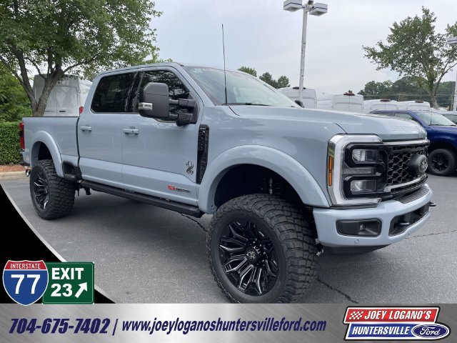New 2026 Ford F250 Lariat w/ Black Appearance Package AWD/4WD image 1