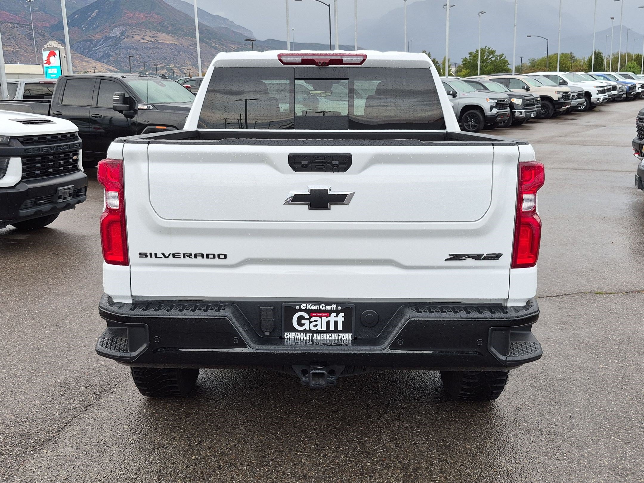 Used 2026 Chevrolet Silverado 1500 ZR2 w/ LPO, Dark Essentials Package AWD/4WD image 4