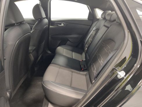 Used 2023 Kia Forte GT-Line w/ GT-Line Premium Package FWD image 18