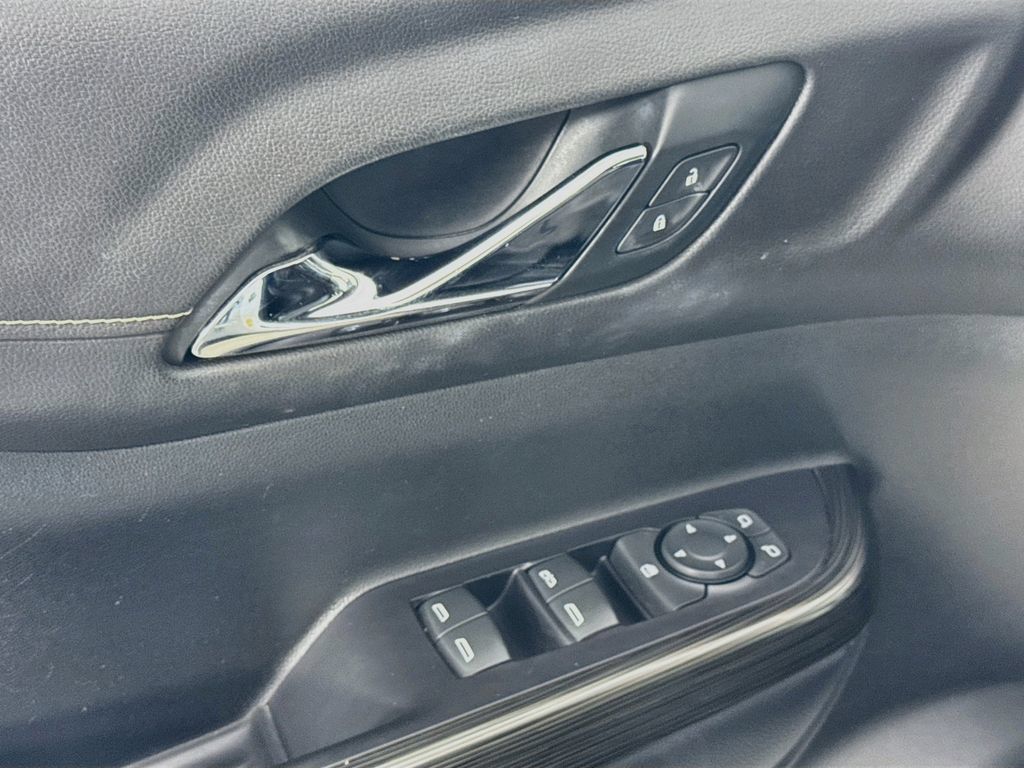 Used 2019 GMC Acadia SLT FWD image 21