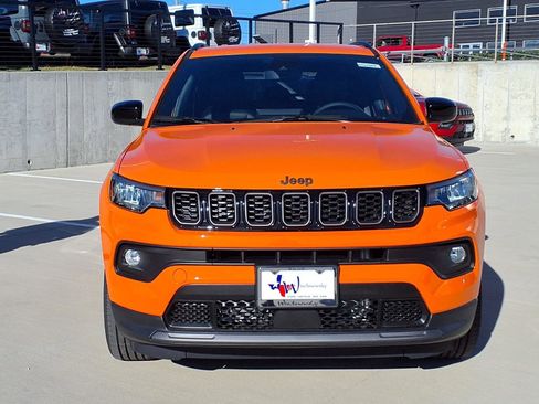 New 2026 Jeep Compass Latitude image 4