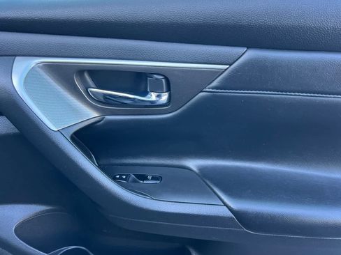 Used 2015 Nissan Altima 3.5 SL image 18